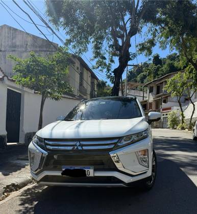 MITSUBISHI ECLIPSE CROSS 1.5 MIVEC TURBO GASOLINA HPE-S S-AWC CVT MITSUBISHI ECLIPSE CROSS 1.5 MIVEC TURBO GASOLINA HPE-S S-AWC CVT